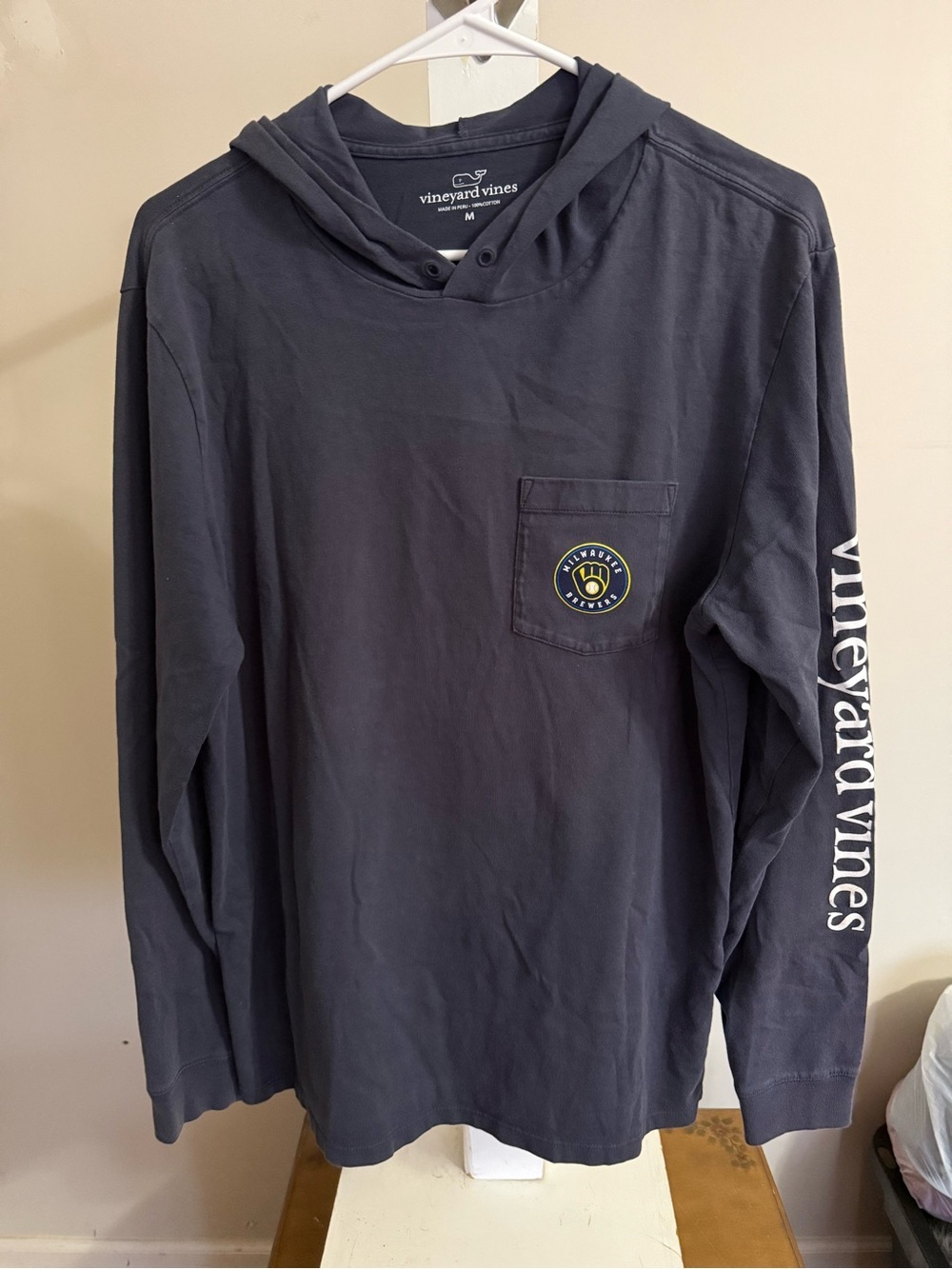 Vineyard Vines Navy Milwaukee Brewers Hooded Long Sleeve T-Shirt.